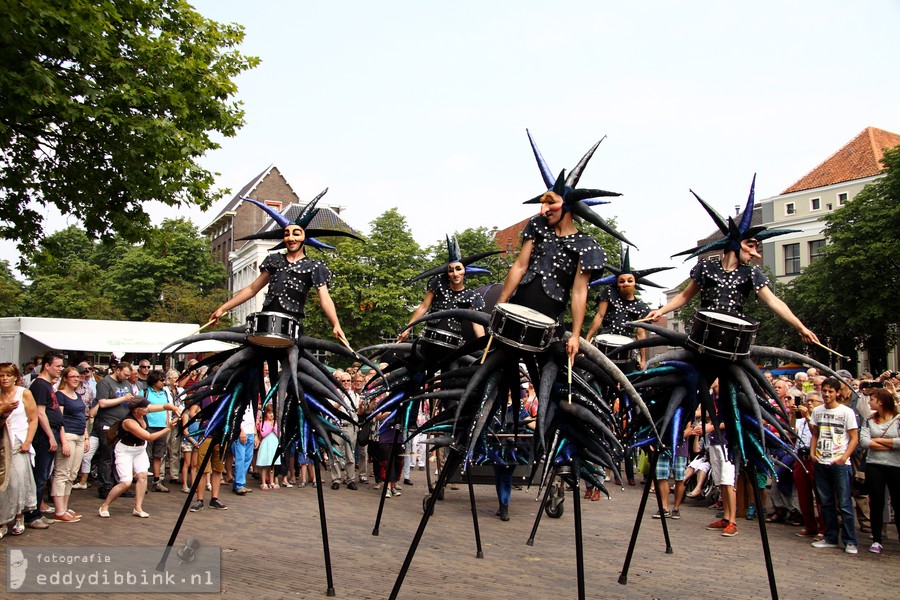 2014-07-13 Maduixa Teatre - Tam Tam (Deventer Op Stelten) 003